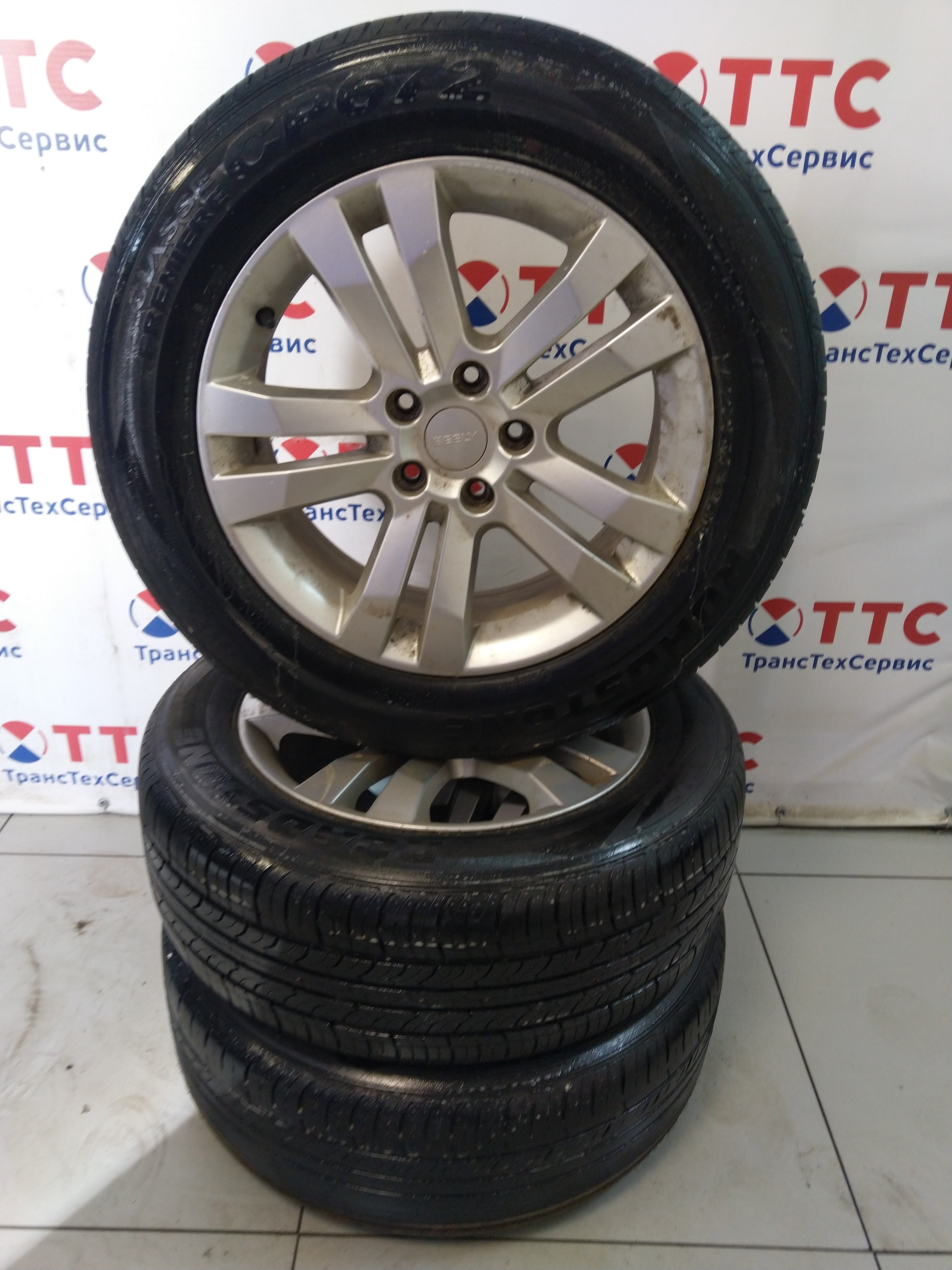 Шины Б\У Roadstone Class Premiere CP67